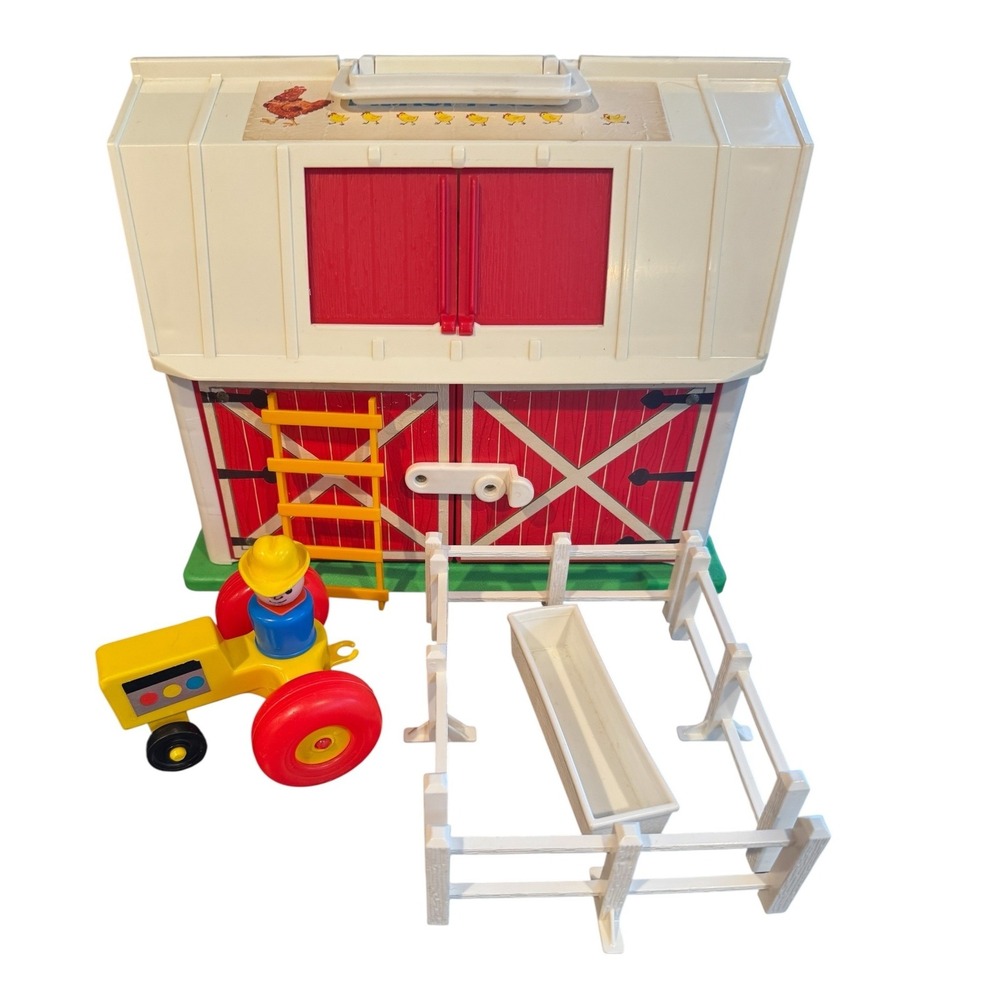 Vintage Fisher Price Little People Play Family Farm Barn Tractor Fence‎ 1986